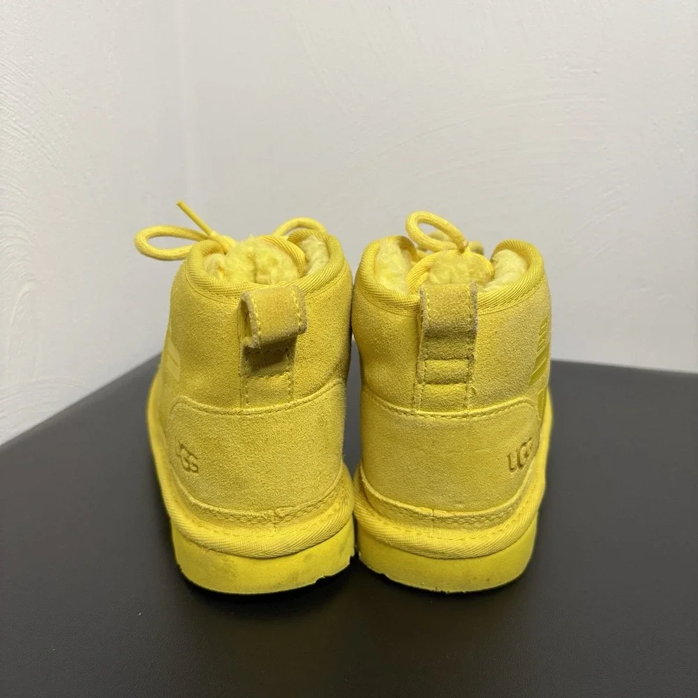 UGG Neumel ll Scatter Graphic Suede Classic Boots Kids Size Canary Yellow Size 2